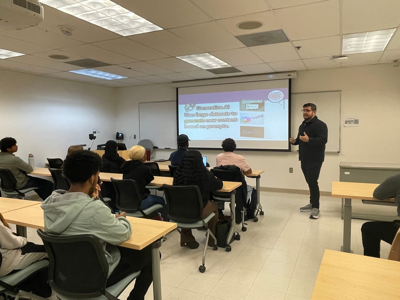 Daniel Umana leading a generative-AI literacy session for students